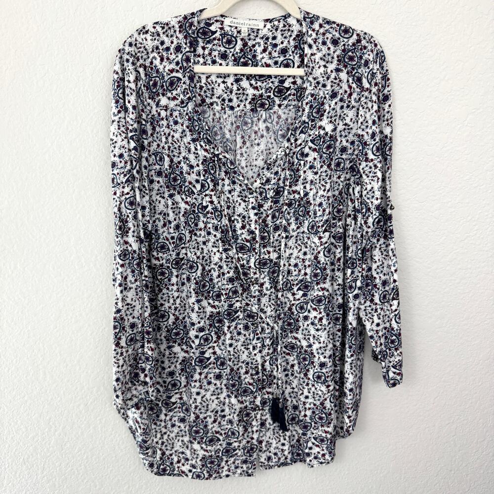 Daniel Rainn Womens Button Blouse Shirt Size 2X Paisley Lightweight Career White